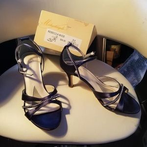 Plus size wedding dress-color is marine blue